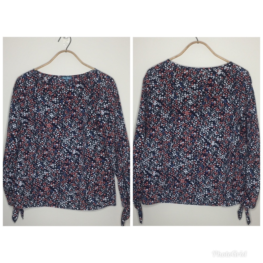 [Fleur Bleve] Blouse w/ tag-ties at the sleeves